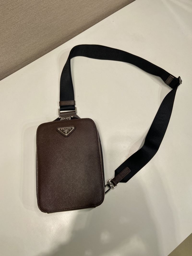 Pra*a waist chest packs